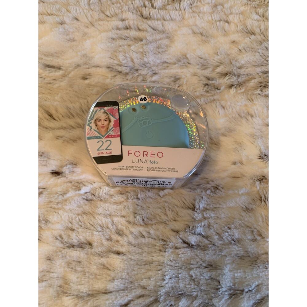 Foreo Luna fofo Smart Beauty Coach Facial Cleansing Brush ~ Blue
